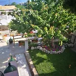 بيت ضيافة Patrizi كابري