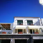 Patrizi بيت ضيافة 4*