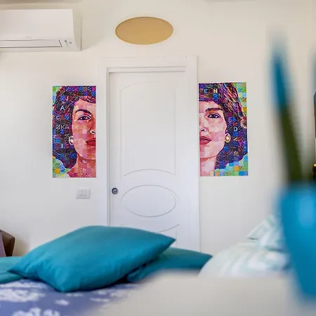 Patrizi Konukevi Capri