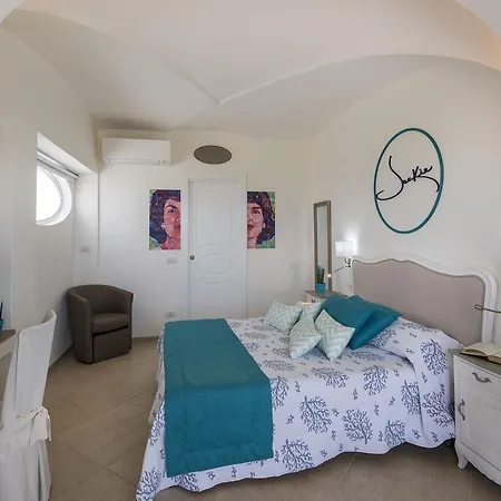 Patrizi بيت ضيافة كابري