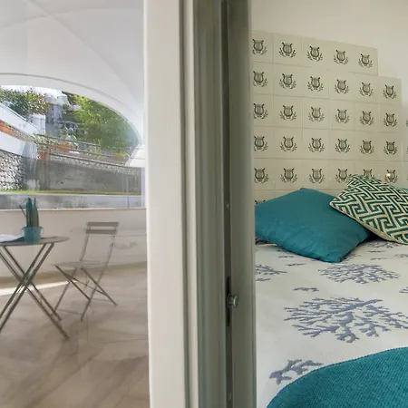 Guest house Patrizi 3*