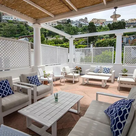 بيت ضيافة Patrizi 4*